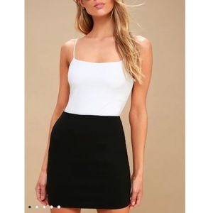 black bodycon skirt